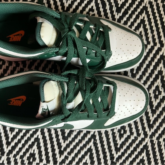 Michigan State Dunks - Picture 2 of 8